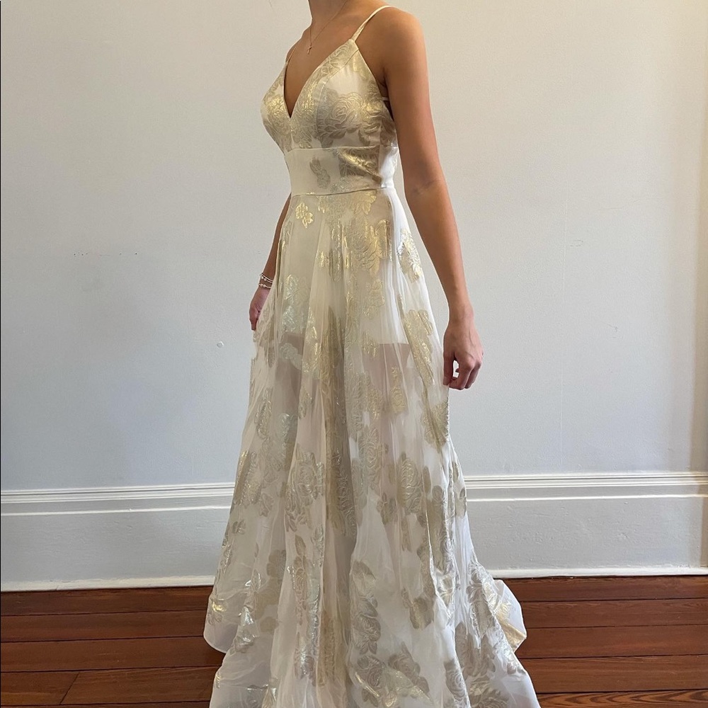 White and gold prom dress. In perfect condition, worn once